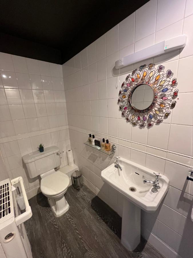 The Kings Arms Hotel Didmarton Ngoại thất bức ảnh