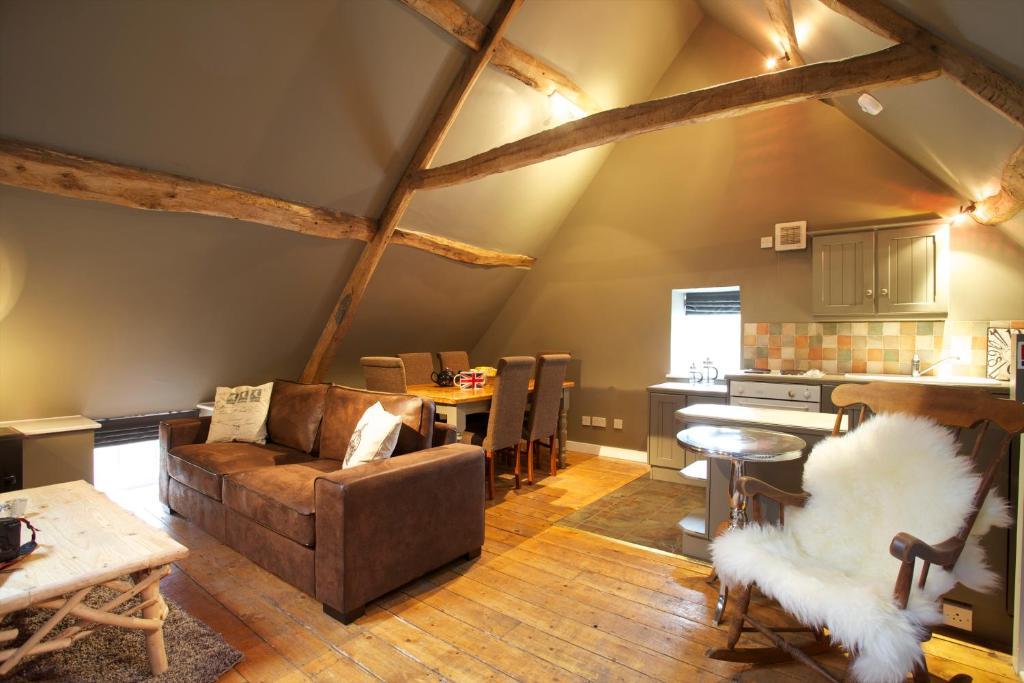 The Kings Arms Hotel Didmarton Phòng bức ảnh